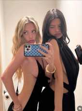 Seleni SEKSAPEL ESCORT. 2 kadın - İlkadım çevresi